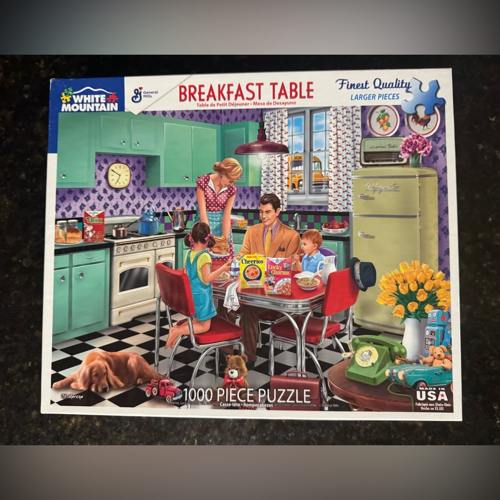 White Mountain puzzle 1000 pc
Breakfast Table
